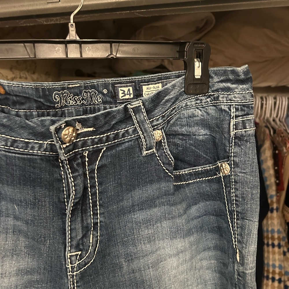 Miss Me Lace Cropped Jeans size 34” waist